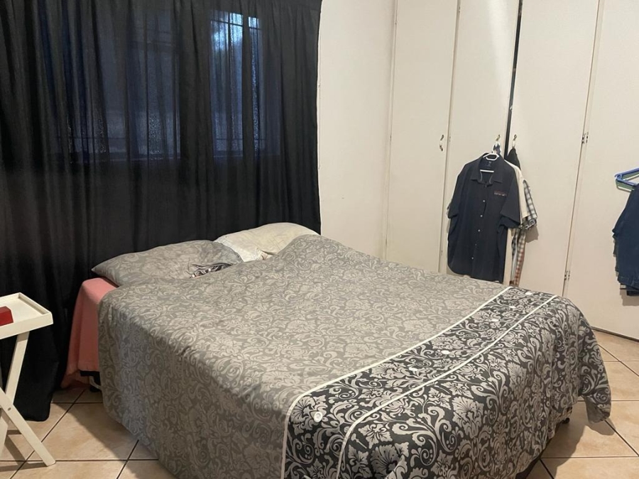 5 Bedroom Property for Sale in Oos Einde North West